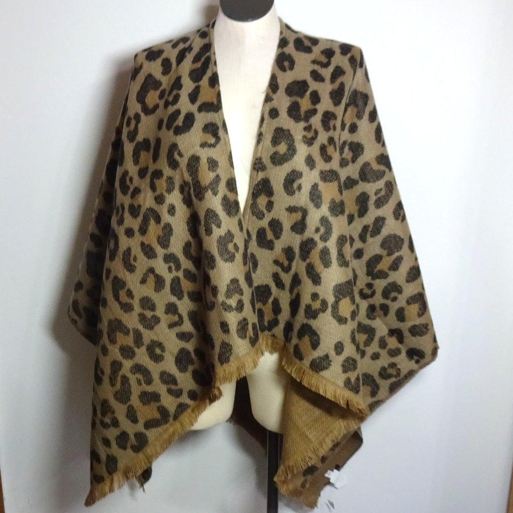 Banana Republic Shrug Poncho Leopard Print One Size